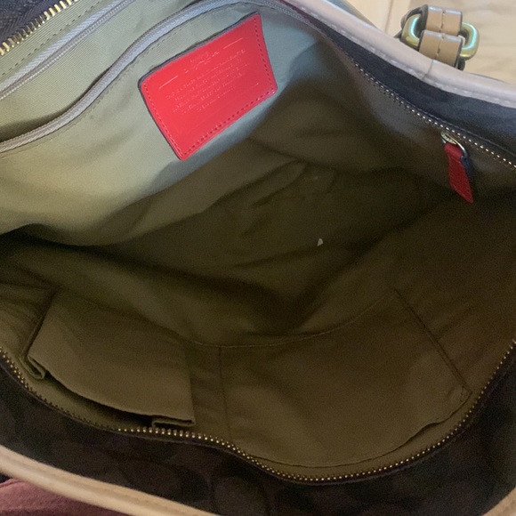 Like New Coach Brown and tan Shoulder Bag - Picture 4 of 5